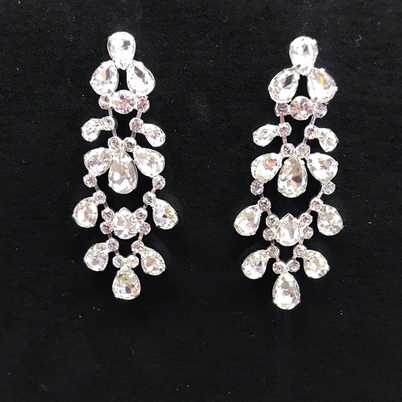 🆕 Cezanne Chandelier Dangle Drop Earrings - Picture 1 of 6